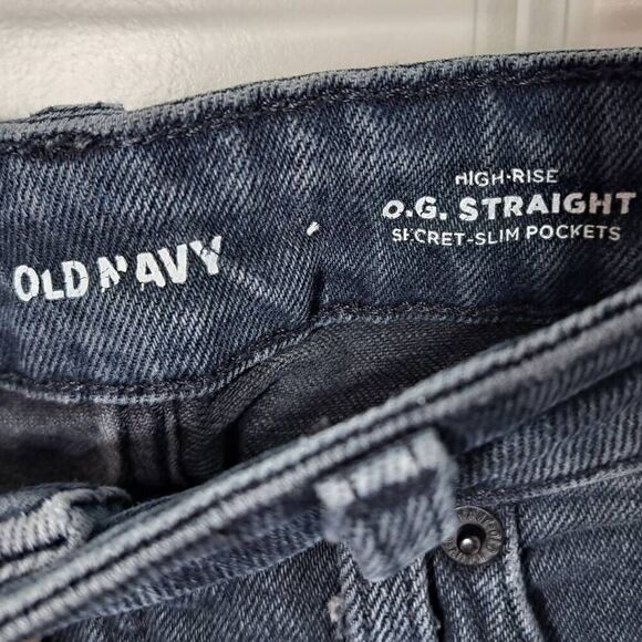 Old Navy Women's High Rise OG Straight Button Fly Jeans in Trinity Wash size 12 - Picture 5 of 7